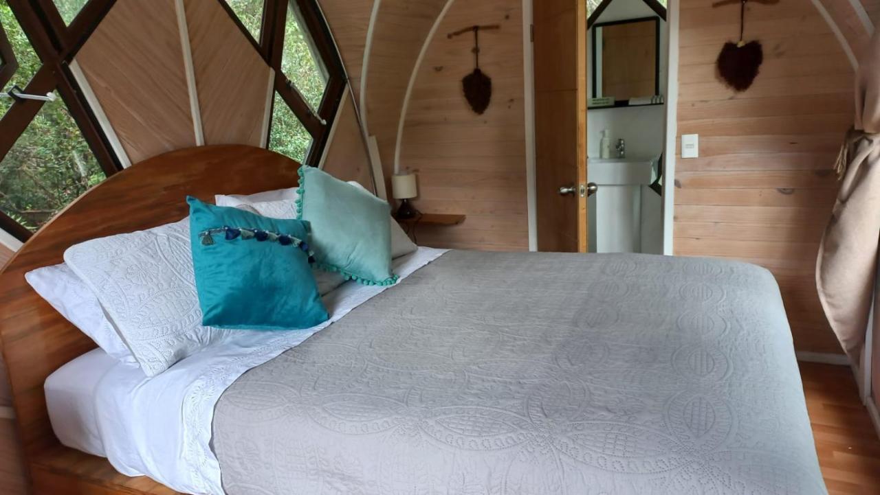 Cabanas Los Volcanes Ensenada Puerto Varas ภายนอก รูปภาพ
