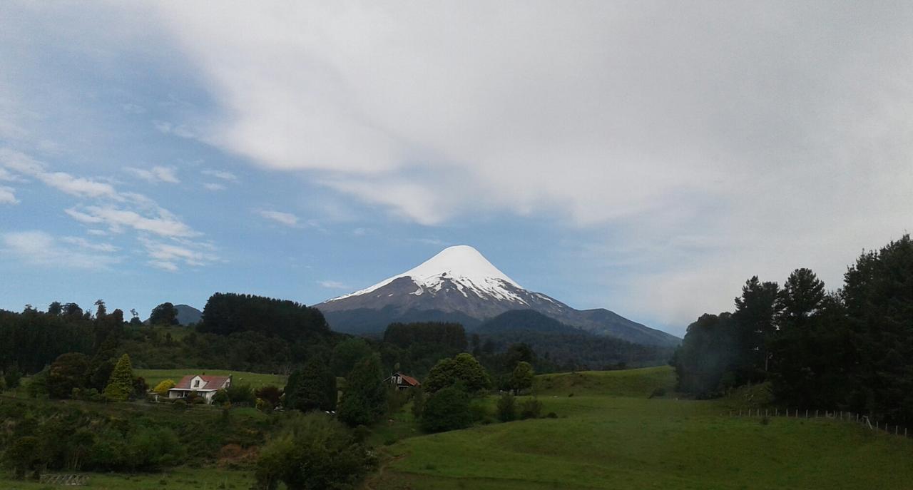 Cabanas Los Volcanes Ensenada Puerto Varas ภายนอก รูปภาพ